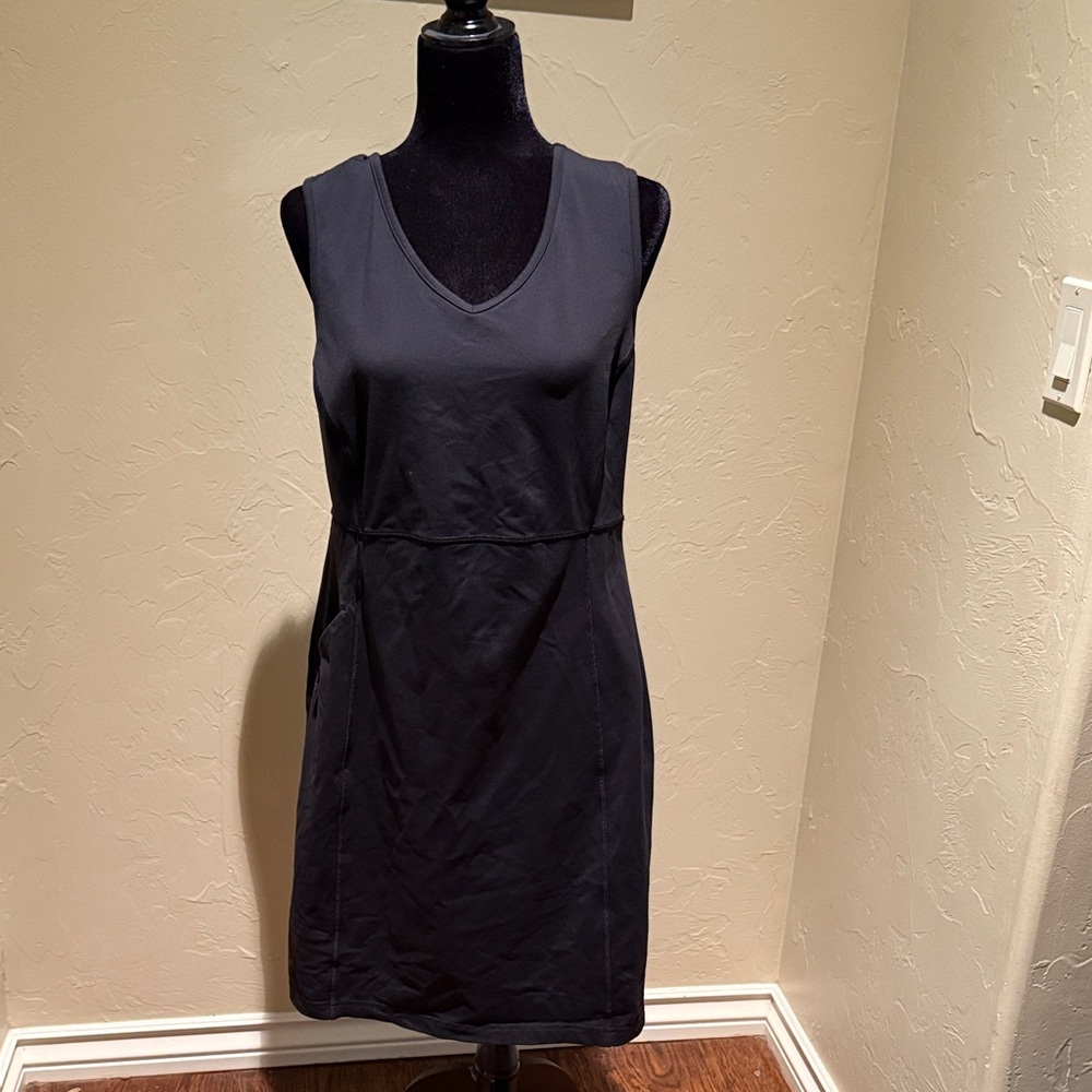 Duluth Trading Co Black NoGa Stretch Sleeveless Dress